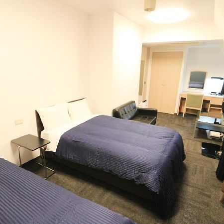 Hotel Livemax Budget Shinbashi Токіо Екстер'єр фото