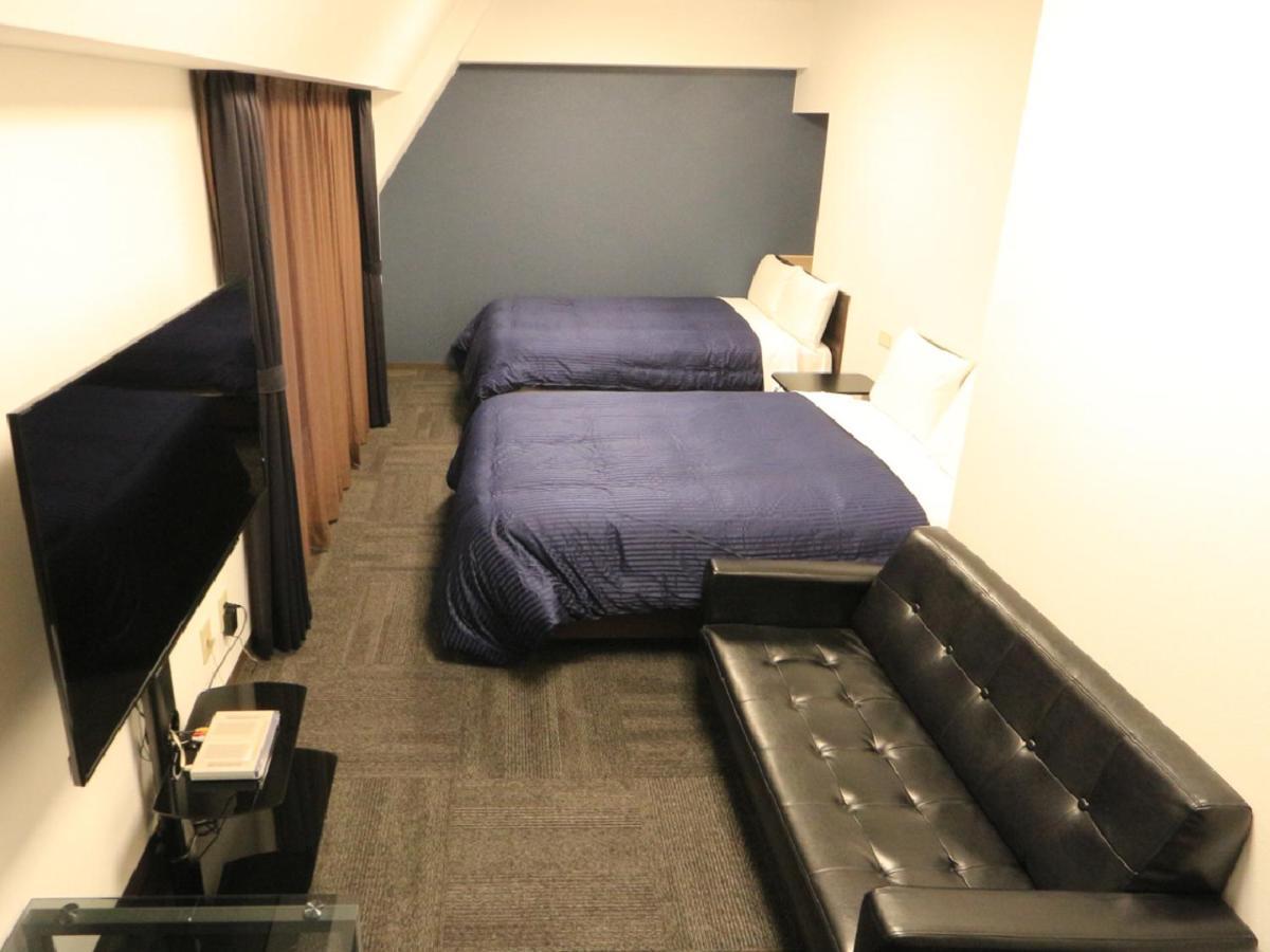 Hotel Livemax Budget Shinbashi Токіо Екстер'єр фото
