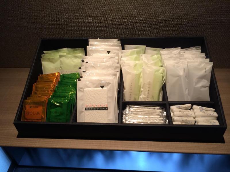 Hotel Livemax Budget Shinbashi Токіо Екстер'єр фото